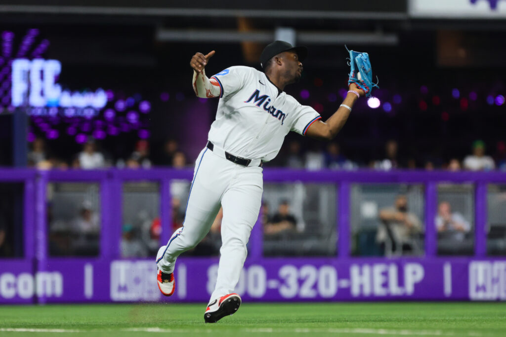 Marlins Giving Jesus Sanchez Center Field Reps In Camp