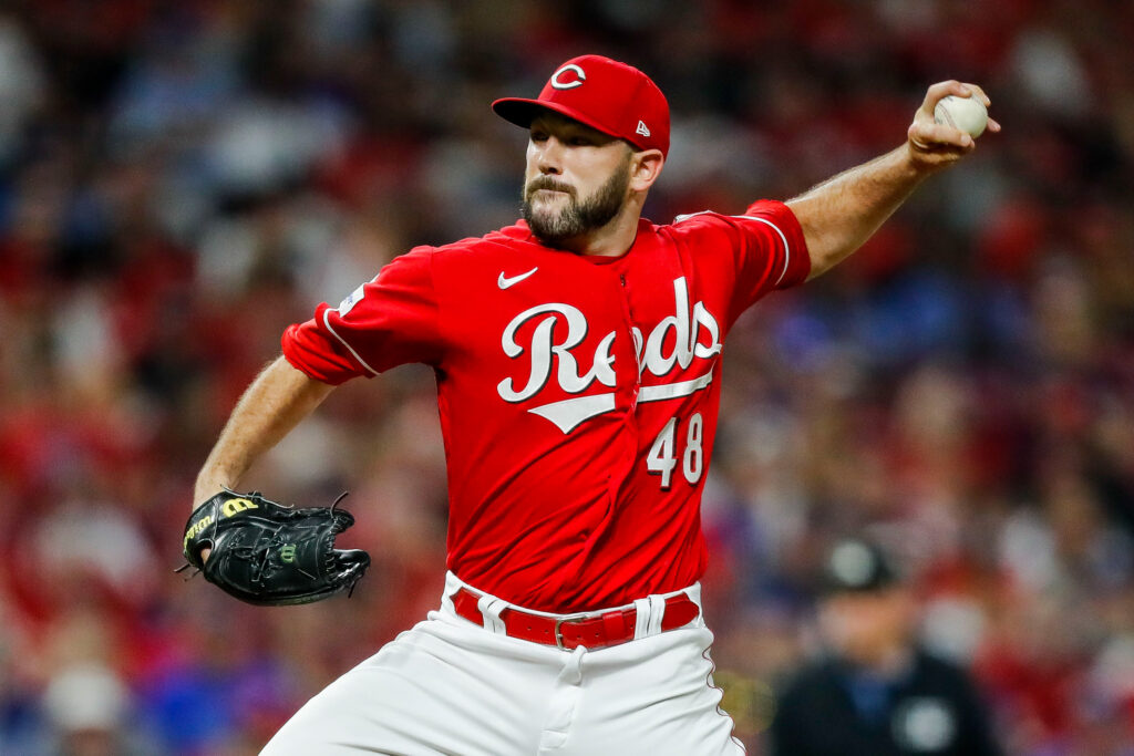 Reds’ Alex Young Seeking Second Opinion; Elbow Surgery Possible