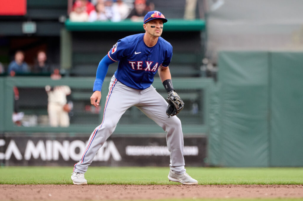 Nick Ahmed Elects Free Agency