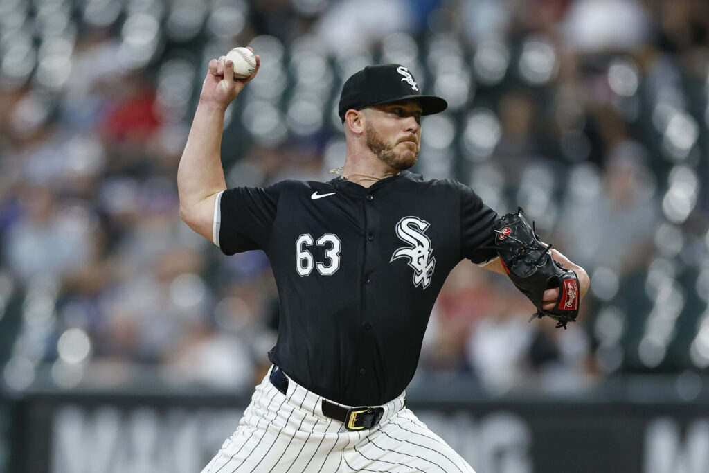 Carl Edwards Jr., Matt Foster Sign With Mexican League Teams