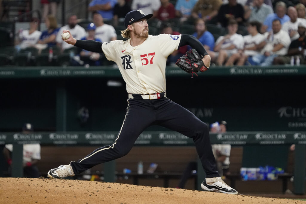 Rangers Trade Daniel Robert To Phillies
