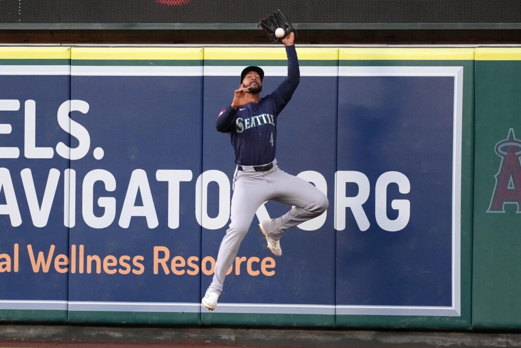 Mariners Outright Leody Taveras