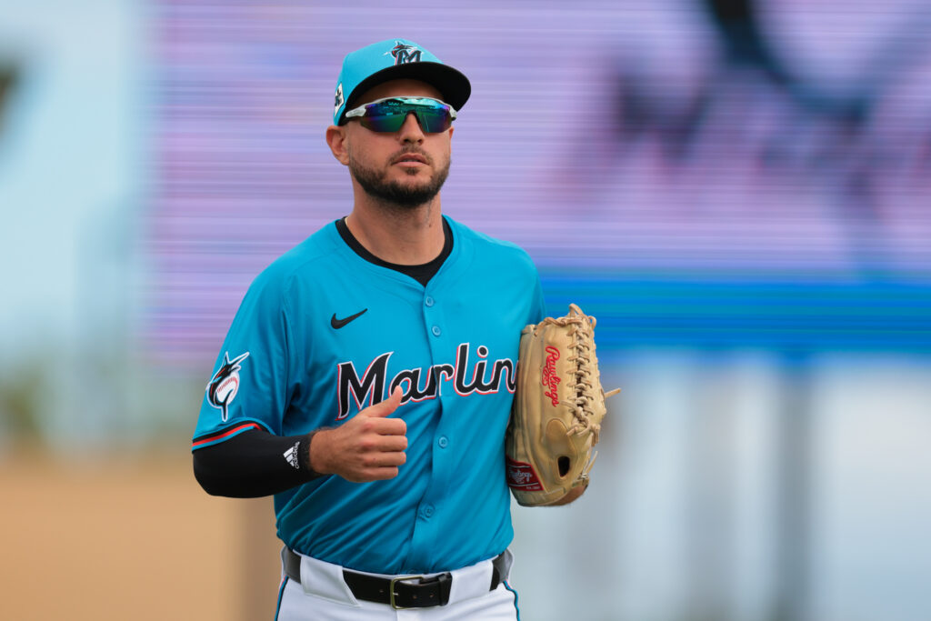 Diamondbacks Sign Albert Almora To Minor League Deal