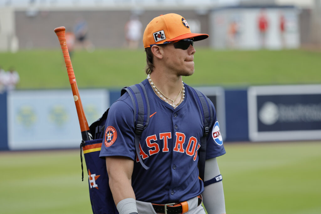 Astros Recall Kenedy Corona For Major League Debut