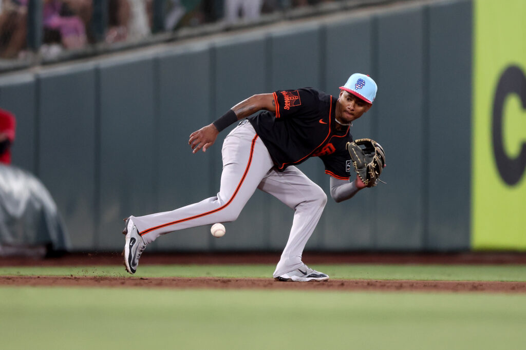 Giants Outright Sergio Alcántara