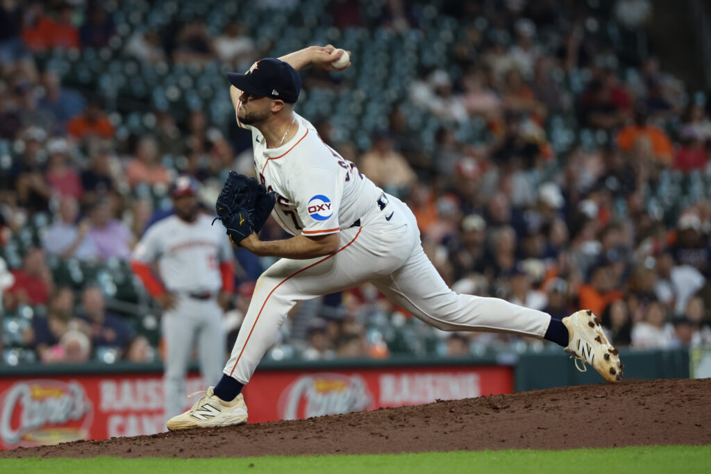 Astros Outright Luis Contreras