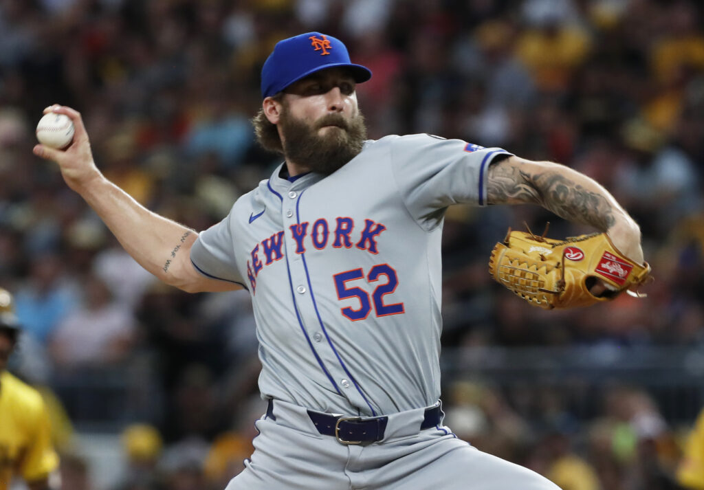 Mets Outright Ty Adcock