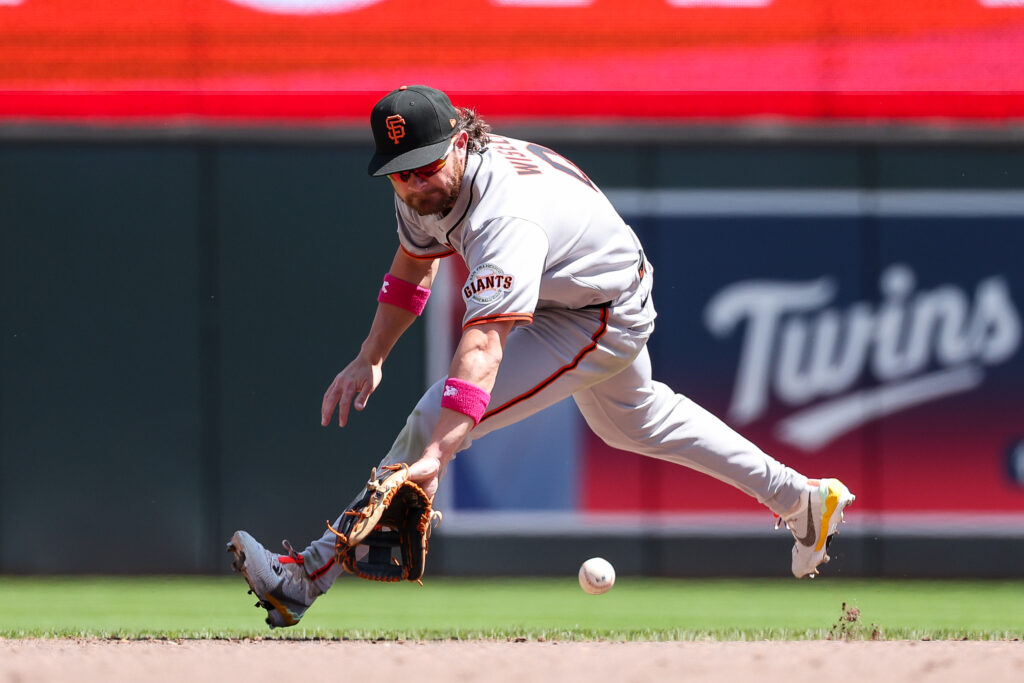 Braves Claim Brett Wisely Off Waivers From Giants