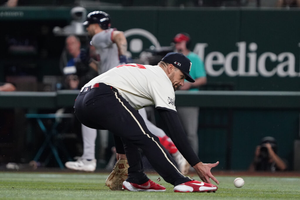 Nathan Eovaldi Undergoes Surgery For Sports Hernia
