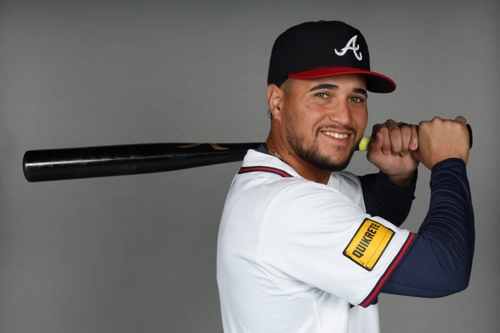 Padres To Sign Outfielder Carlos Rodriguez