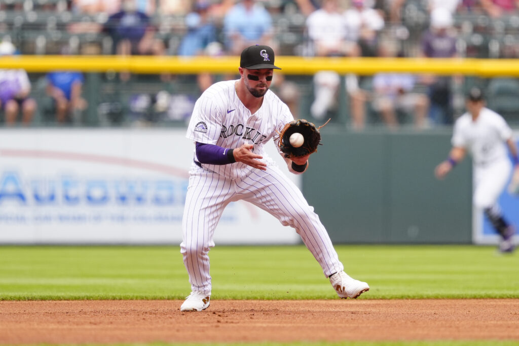 Rockies Decline Mutual Option On Kyle Farmer