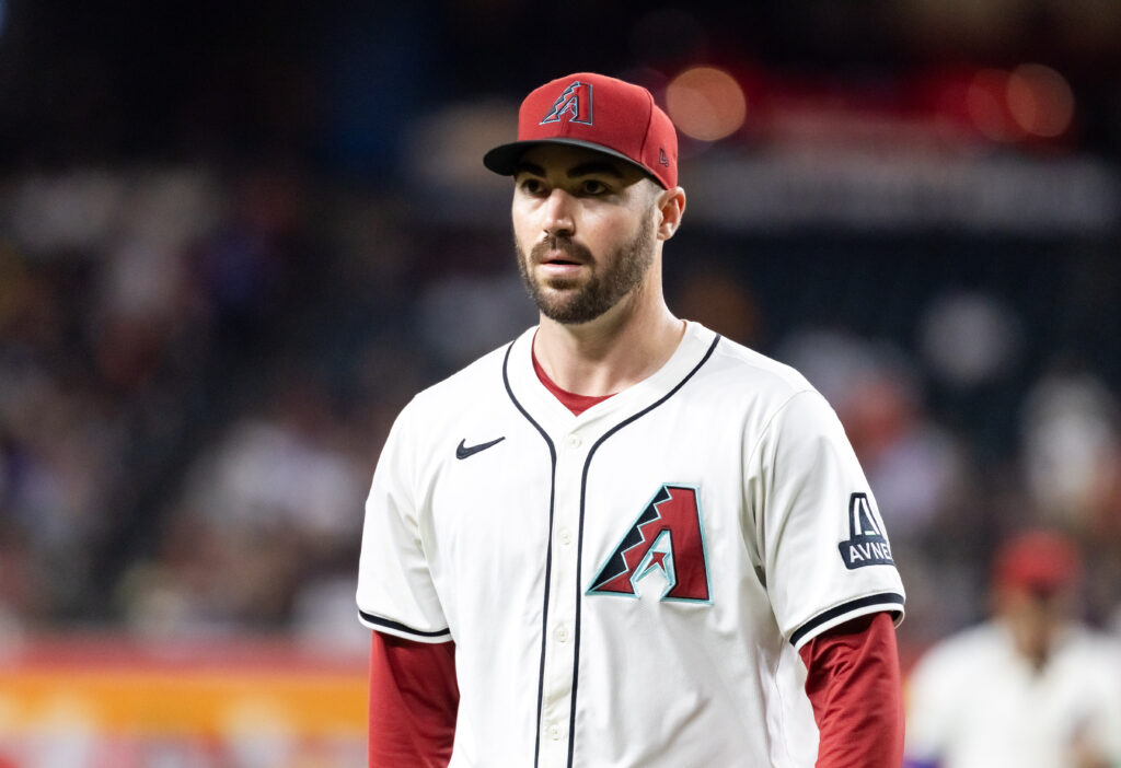 Diamondbacks Outright Four Players