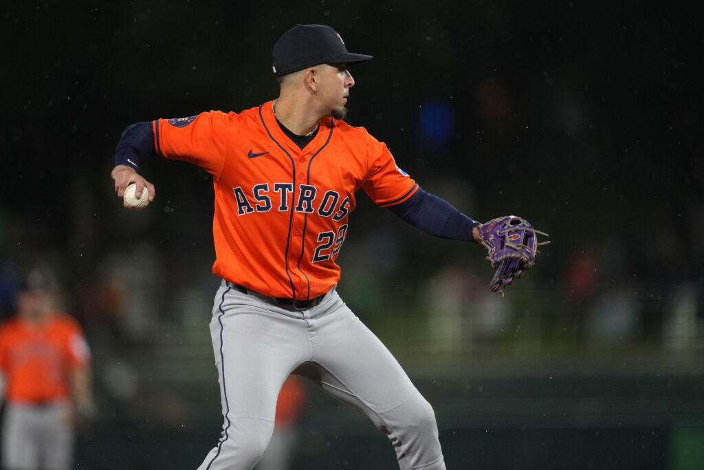 “Traditional Values Win: Cardinals on Verge of Agreement with Ramón Urías”