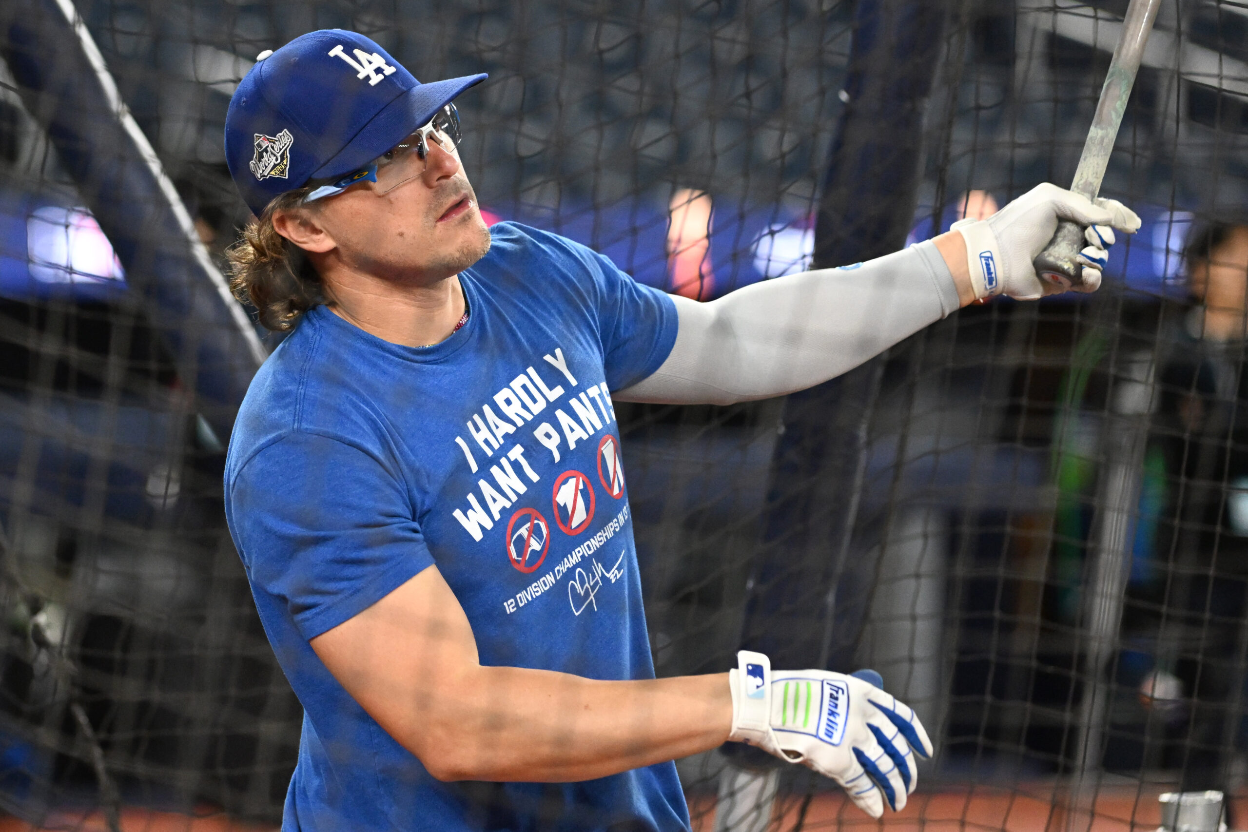 Dodgers Notes: Hernandez, Phillips, Diaz - MLB Trade Rumors