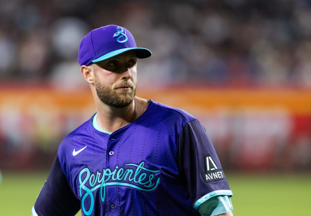 D-backs Interested In Reunions With Kelly, Goldschmidt