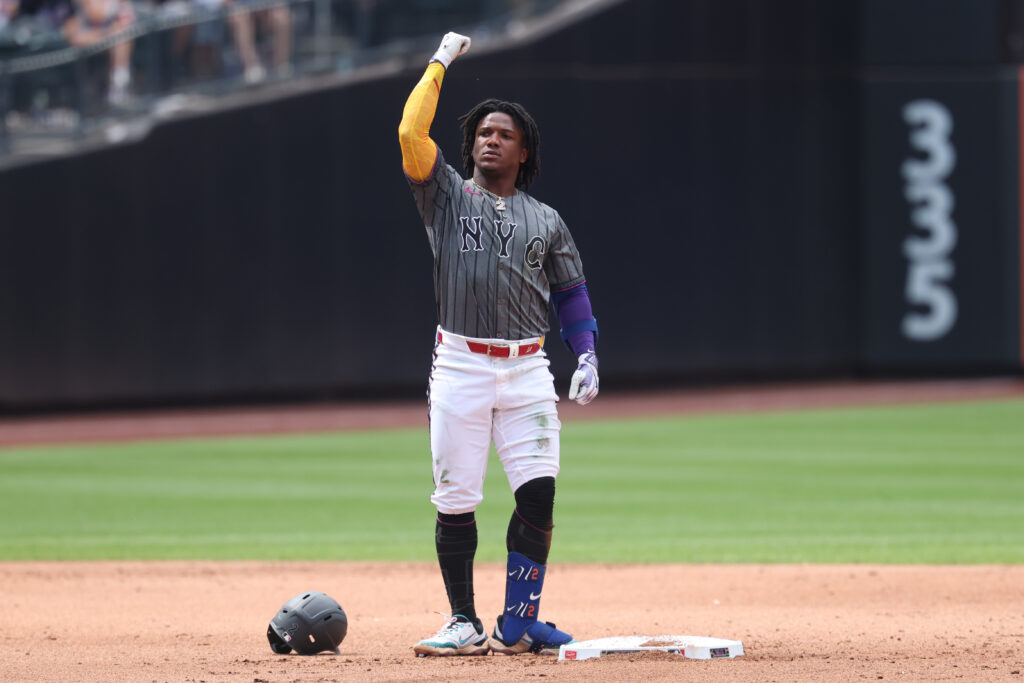 White Sox Notes: Acquisitions, Acu&ntilde;a, Murakami