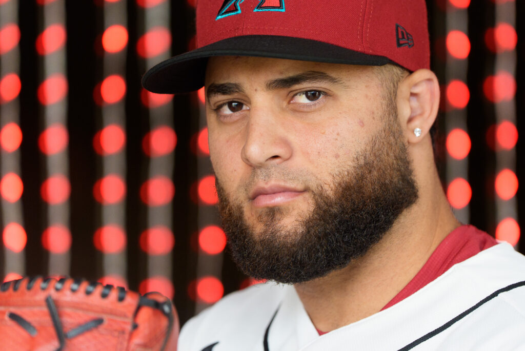 Brewers Acquire Junior Fern&aacute;ndez