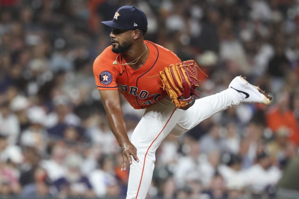 Astros Place Roddery Mu&ntilde;oz On Waivers