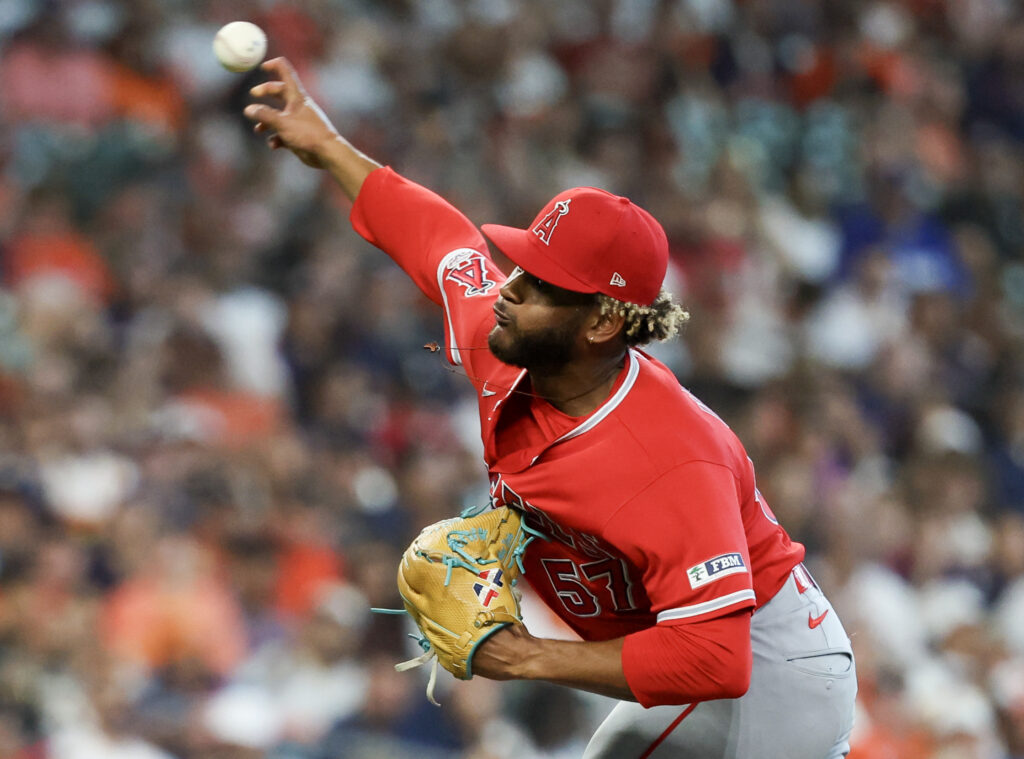 Angels Recall Walbert Ure&ntilde;a, Option Sam Aldegheri