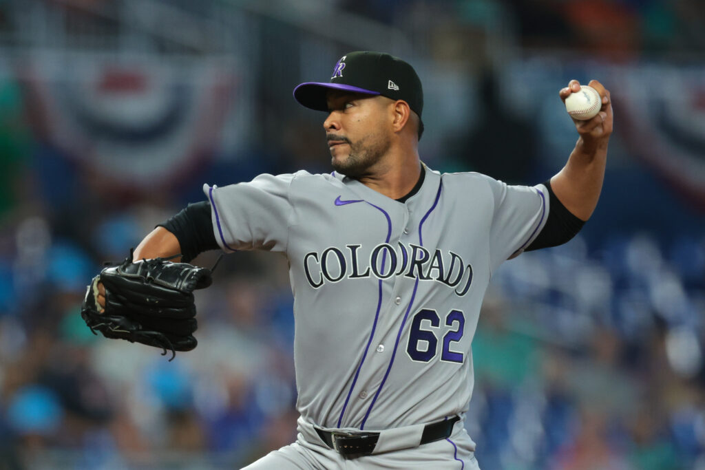 Rockies Place Jose Quintana On Injured List
