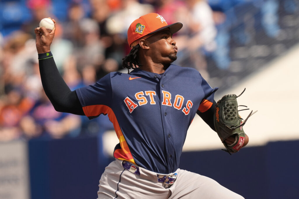 Astros To Select Alimber Santa - MLB Trade Rumors