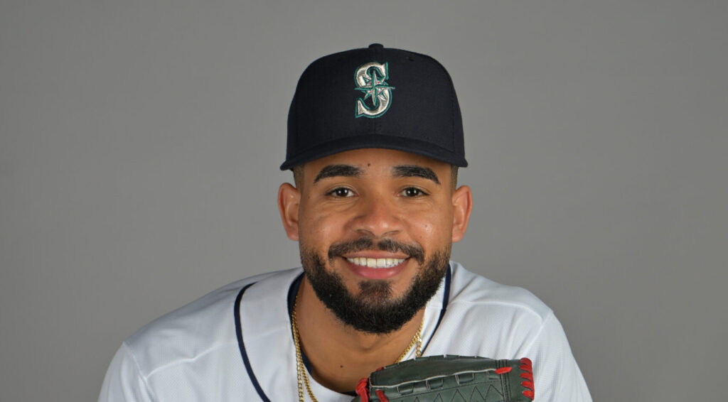 Mariners Recall Domingo Gonz&aacute;lez For MLB Debut