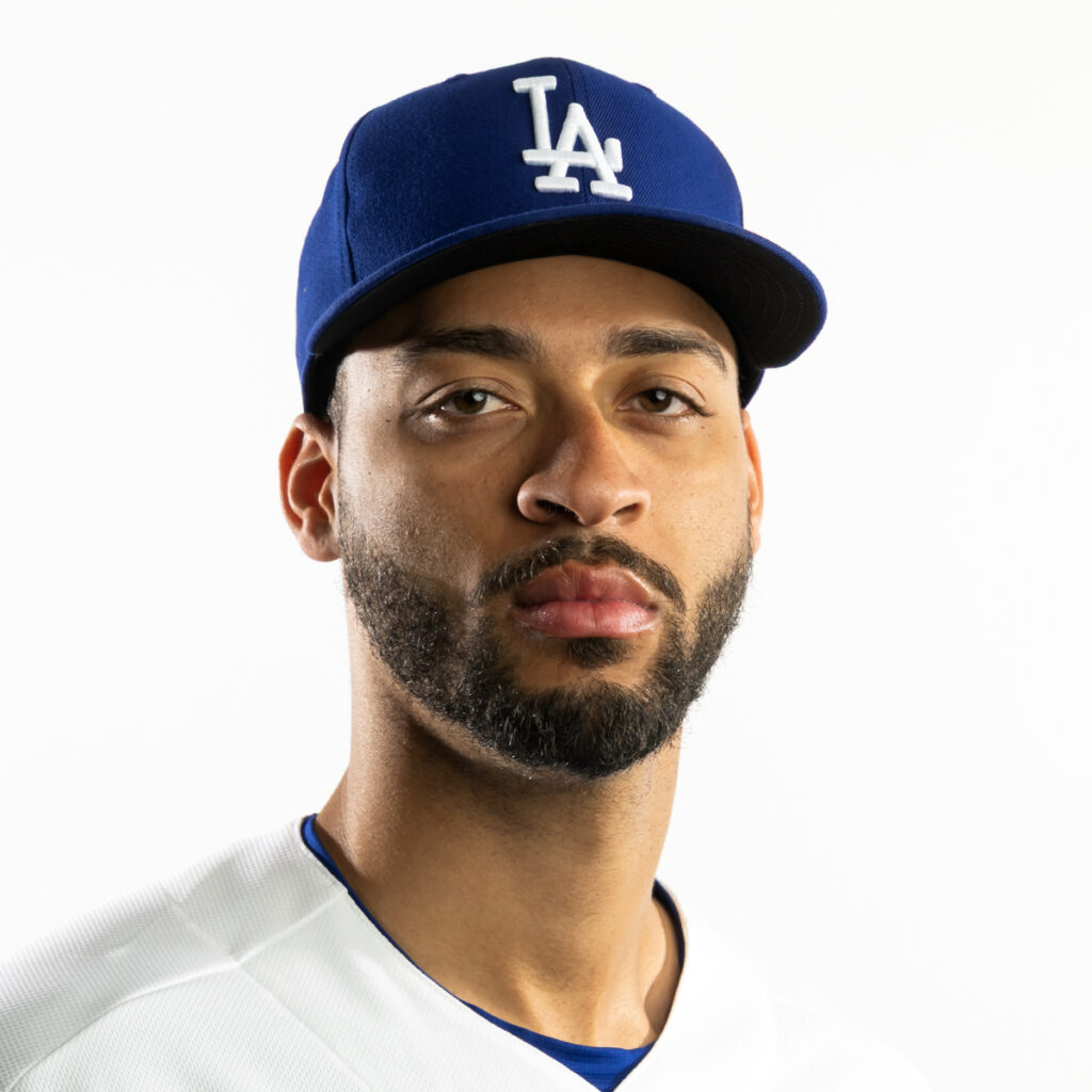 Dodgers To Trade Antoine Kelly To Cubs