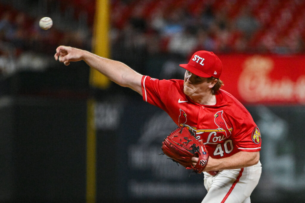 Cardinals Notes: Dobbins, Six-Man Rotation, Ur&iacute;as