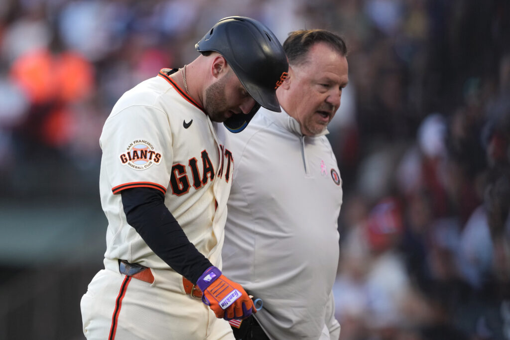 Giants Sending Casey Schmitt For Imaging On Left Knee