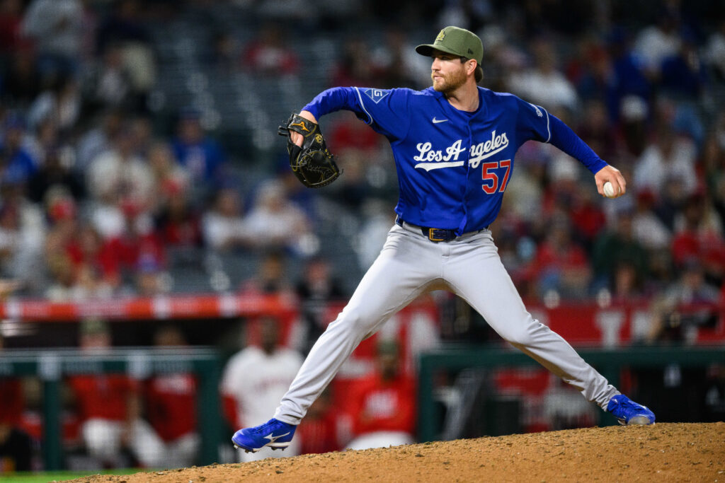 Dodgers Outright Charlie Barnes – MLB Trade Rumors