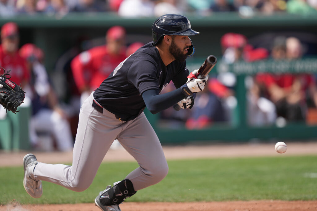 A&rsquo;s, Jonathan Ornelas Agree To Minor League Deal