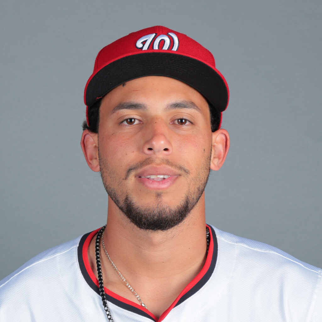 Nationals To Select Yohandy Morales