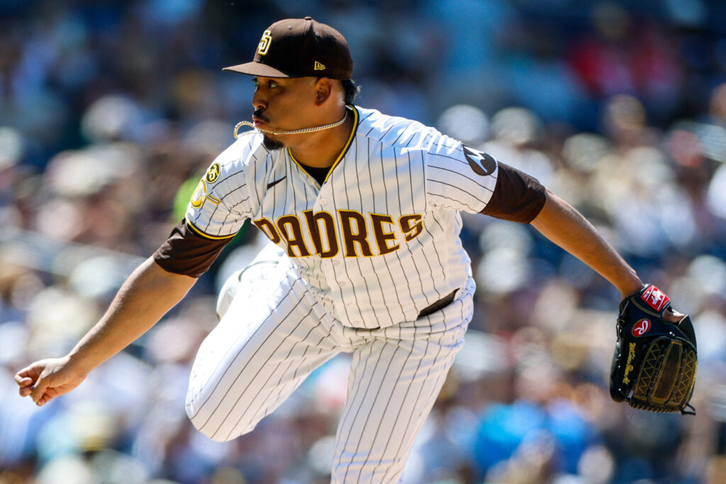 Padres Place Jeremiah Estrada On 15-Day IL