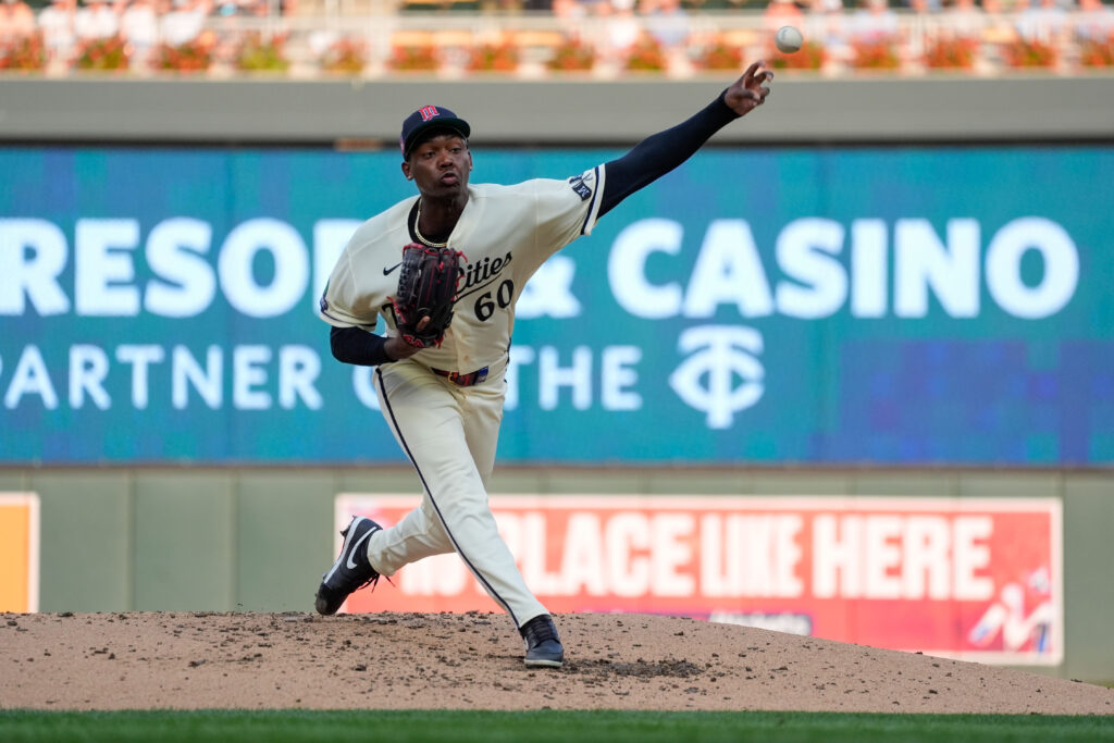 Twins Place Kendry Rojas On IL With Oblique Strain