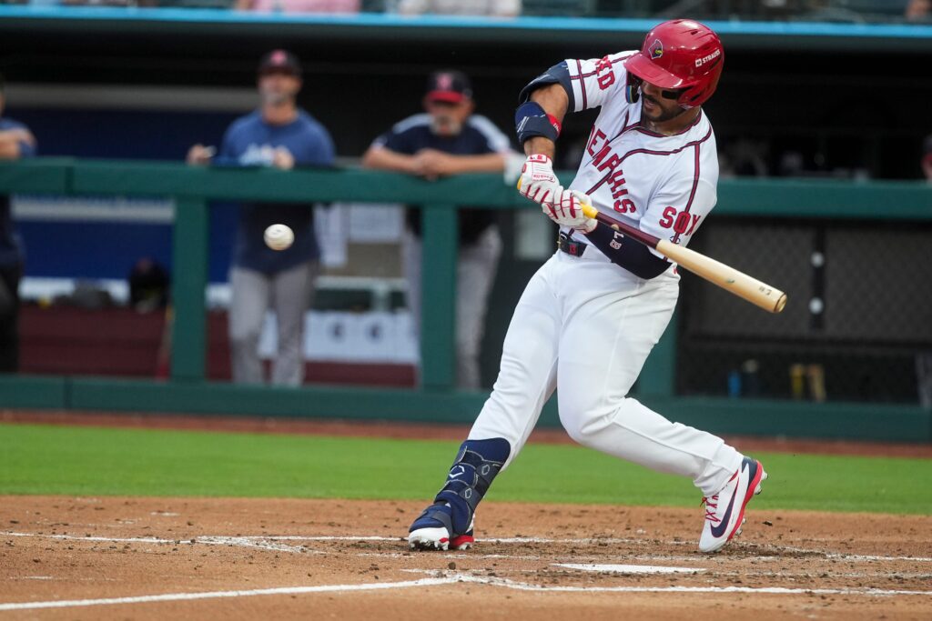 Cardinals Promote Leo Bernal to Major League Roster
