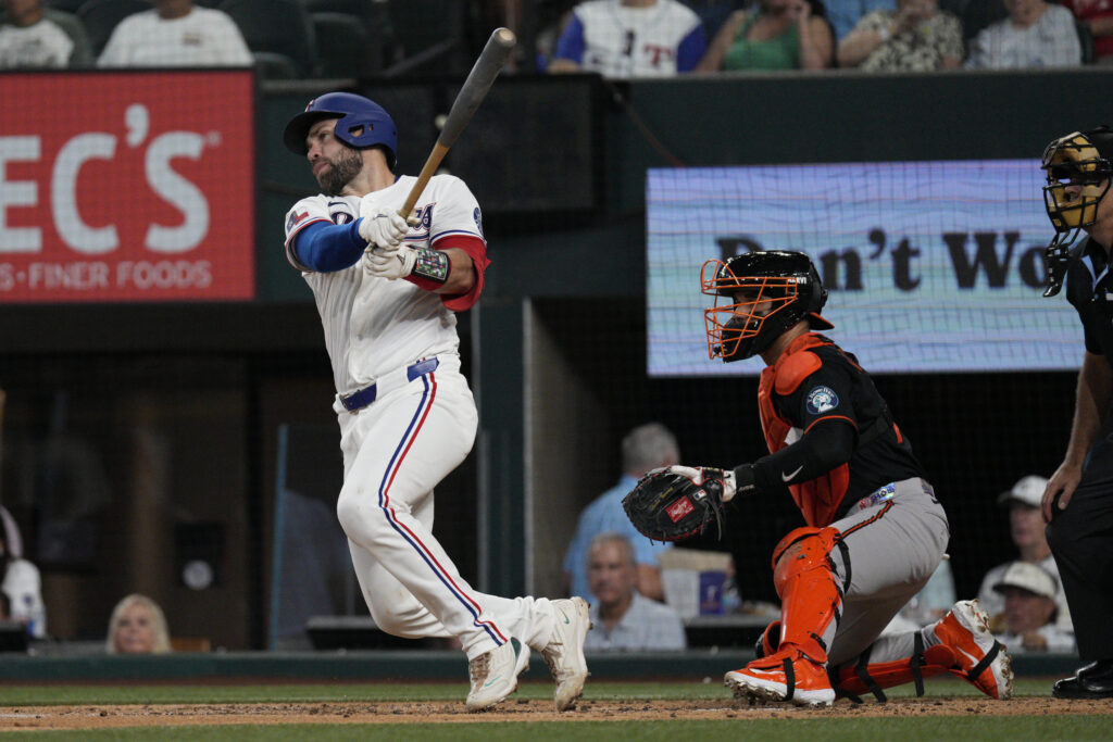 Austin Wynns Elects Free Agency