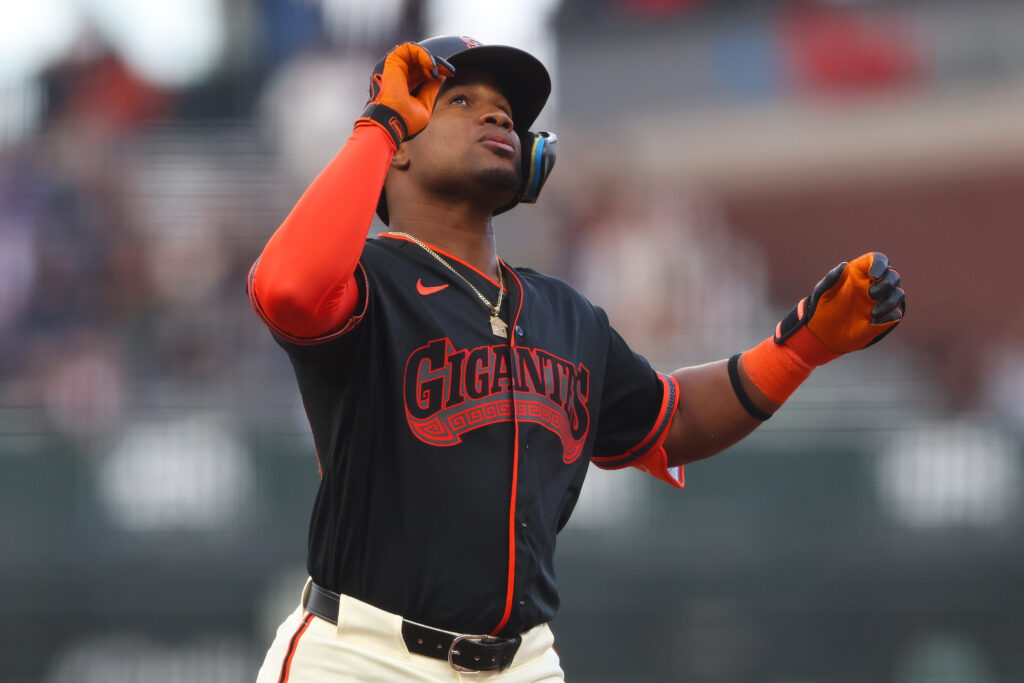 Giants Outright Eddys Leonard