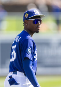 Dodgers To Promote Josue De Paula
