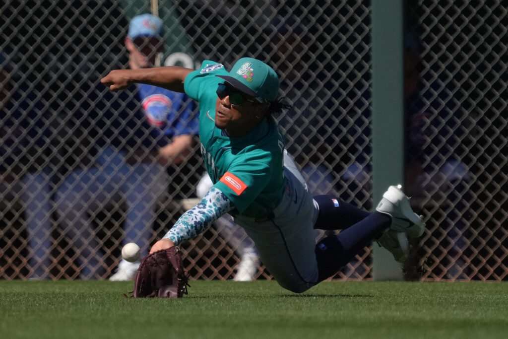 Mariners To Promote Michael Arroyo Mariners To Promote Michael Arroyo