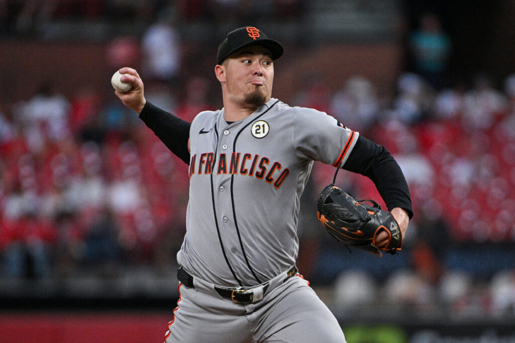 Giants&rsquo; Blade Tidwell Exits Start With Elbow Discomfort