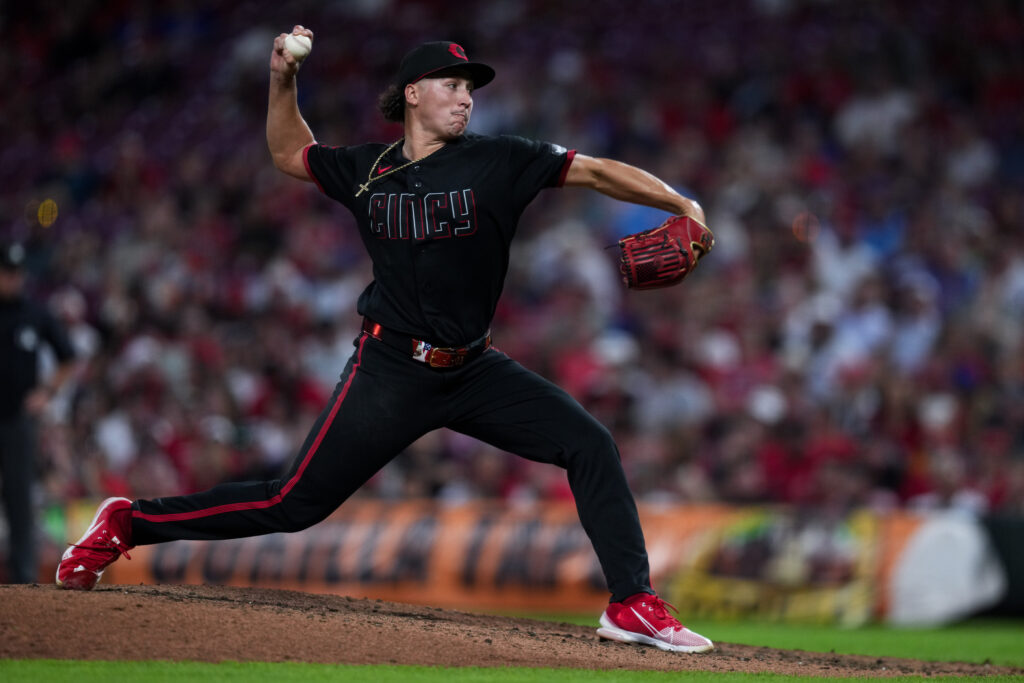 Cubs Claim Julian Aguiar