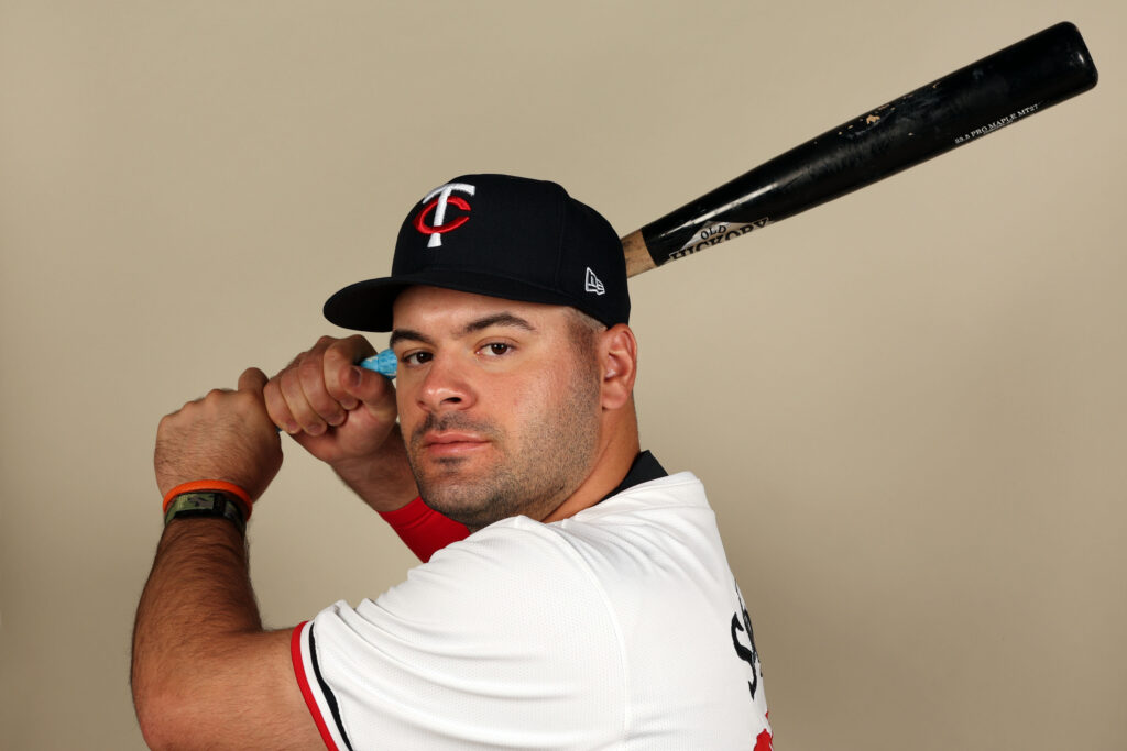 Twins To Select Aaron Sabato