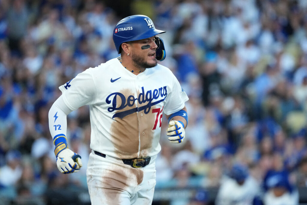 Miguel Rojas Announces Retirement from MLB
