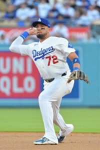 Miguel Rojas Announces Retirement