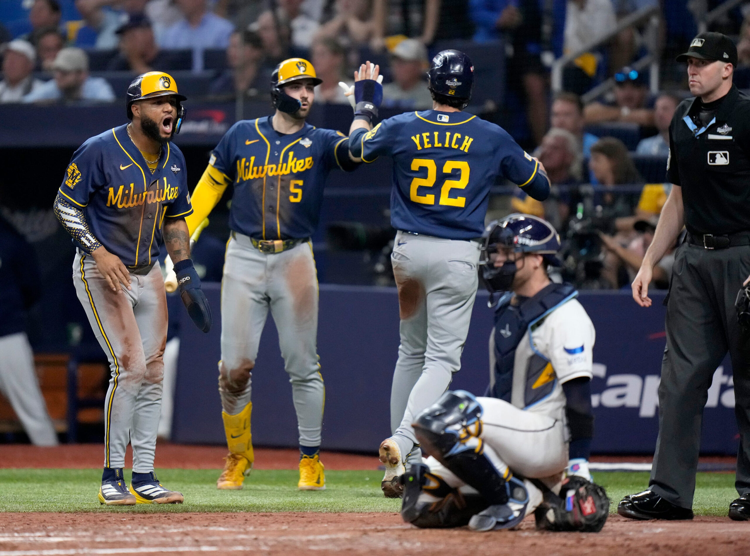 The Opener: Brewers Dominate, Rays On Brink, Lindor Wins Clemente Award, photo 2 of 2
