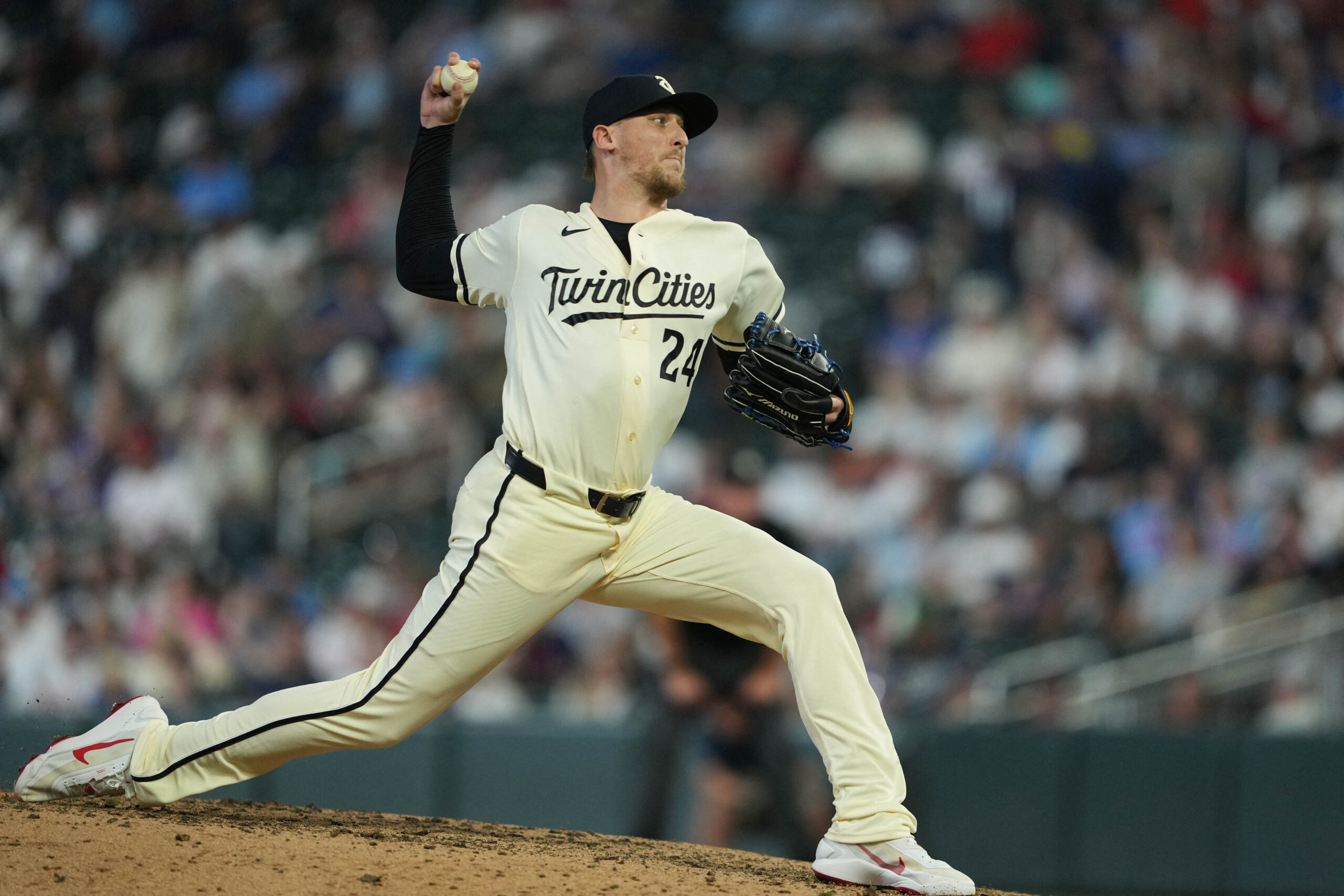 Jeff Hoffman Undergoes Elbow Surgery; Expected To Be Ready For Next Season, photo 2 of 2