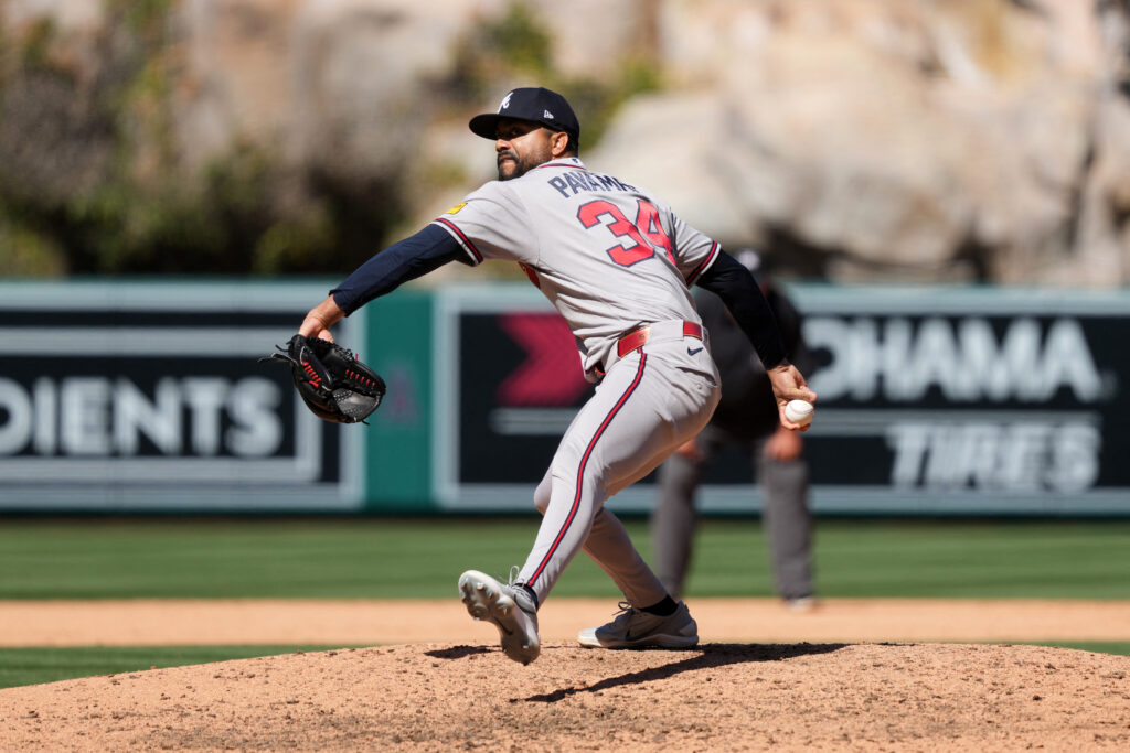 Two Players from Braves and Phillies Choose Minor League Free Agency
