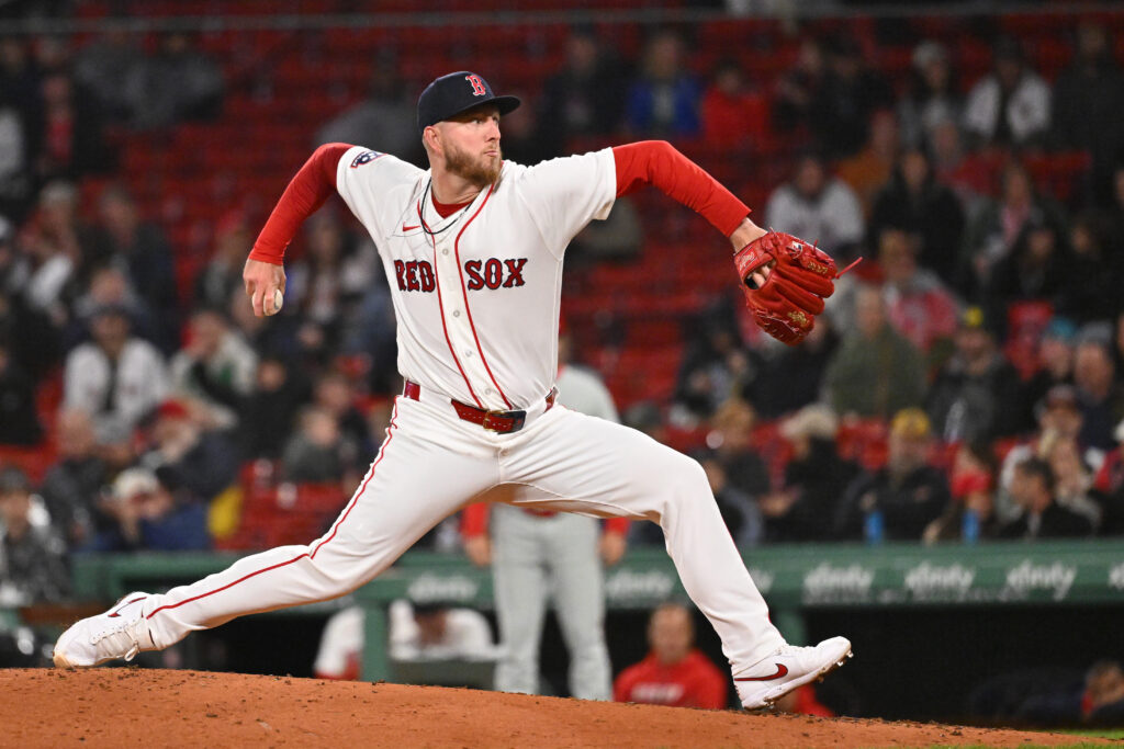 Red Sox Notes: Kelly, Coaching Changes