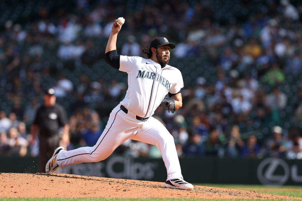 Mariners Announce Three Option Decisions