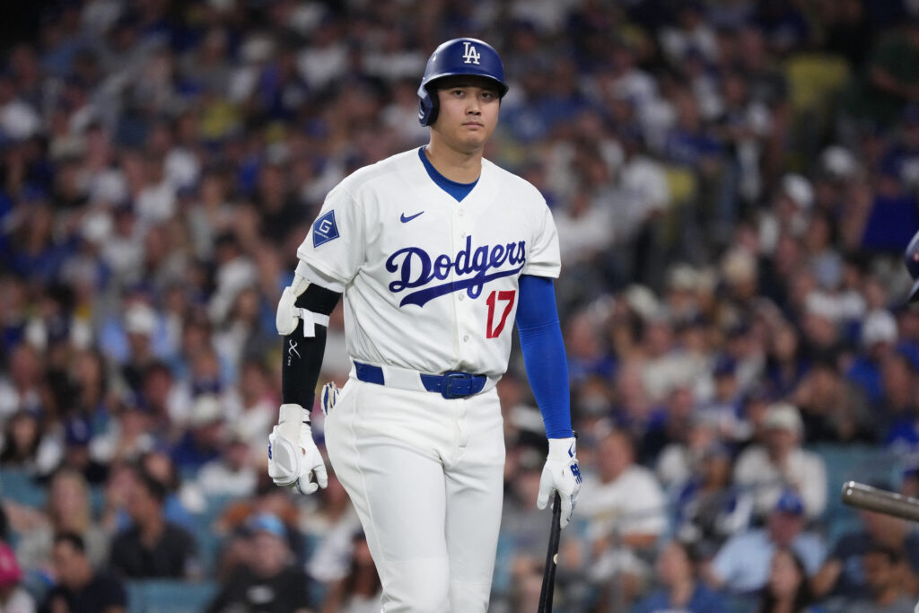 Shohei Ohtani Plans To Pitch Next Year, “Hard To Tell” On Offseason Surgery